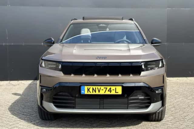 Jeep Compass (2025) thumbnail 4