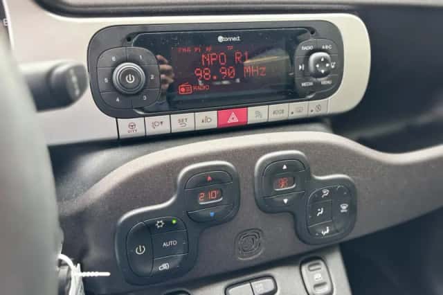 Fiat Panda (2019) thumbnail 3