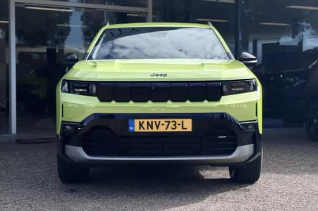 Jeep Compass (2025) thumbnail 3