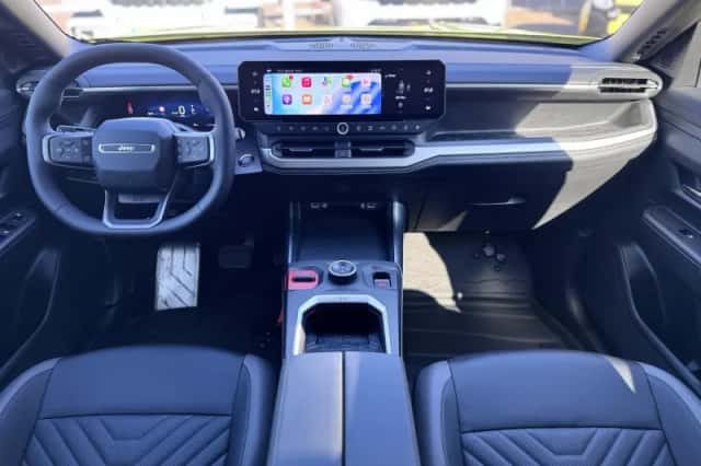 Jeep Compass (2025) thumbnail 4
