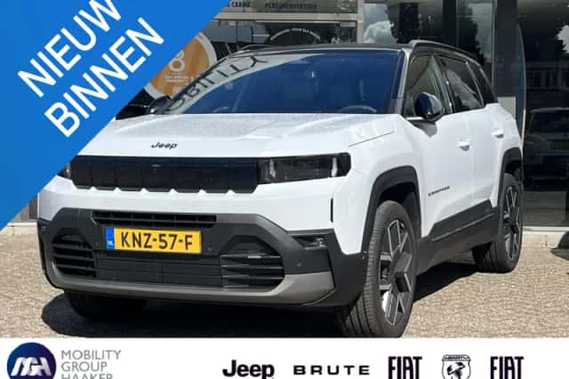Jeep Compass (2025) thumbnail 1
