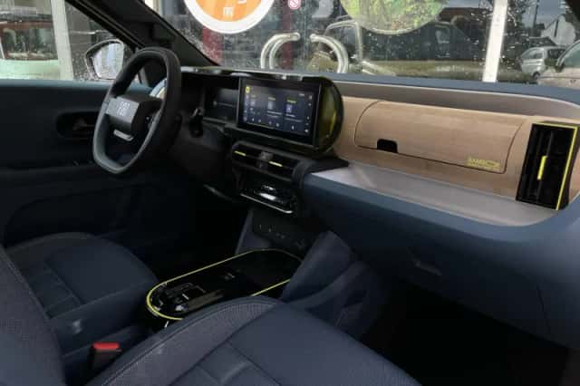 Fiat Grande Panda (2024) thumbnail 4