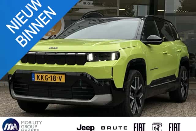 Jeep Compass (2025) thumbnail 1