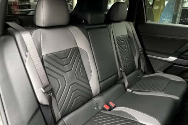 Jeep Compass (2025) thumbnail 4