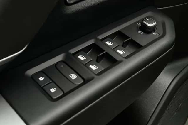 Jeep Compass (2025) thumbnail 6
