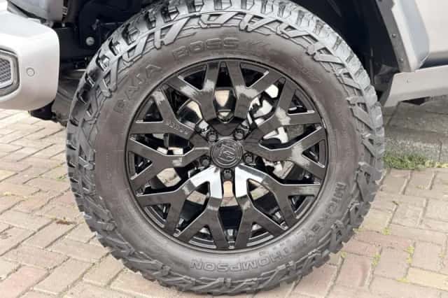 Jeep Wrangler (2019) thumbnail 2