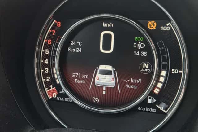 Fiat 500 (2015) thumbnail 5