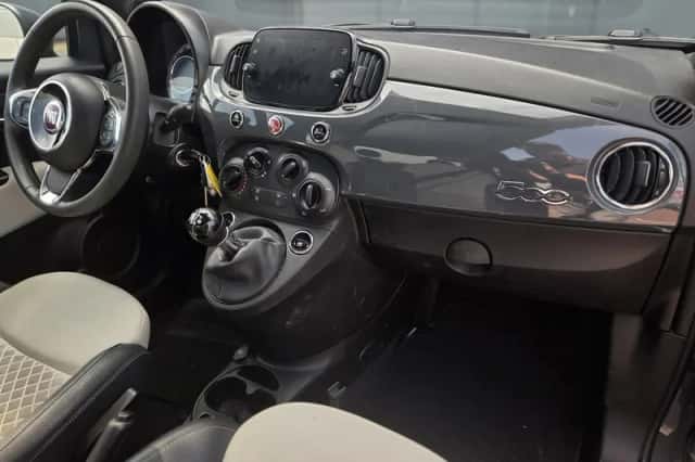 Fiat 500 (2021) thumbnail 3