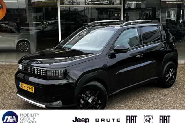 Fiat Grande Panda (2024) thumbnail 1