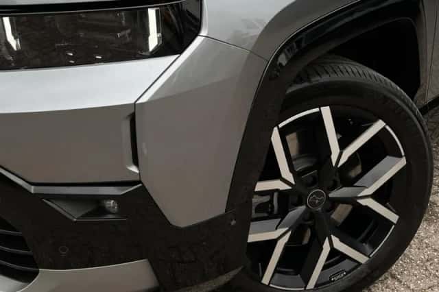 Jeep Compass (2025) thumbnail 6