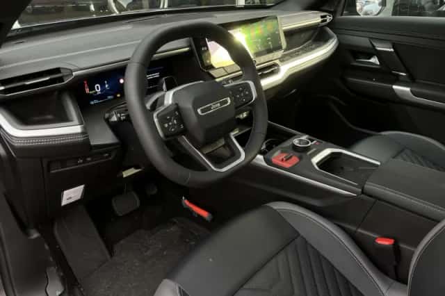 Jeep Compass (2025) thumbnail 2