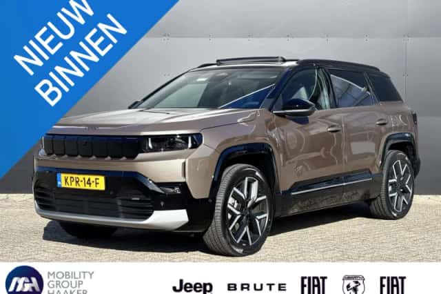 Jeep Compass (2025) thumbnail 1