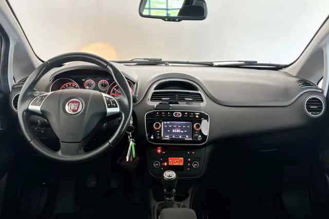 Fiat Punto Evo (2018) thumbnail 5