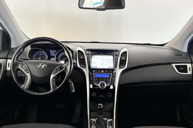 Hyundai i30 (2015) thumbnail 5