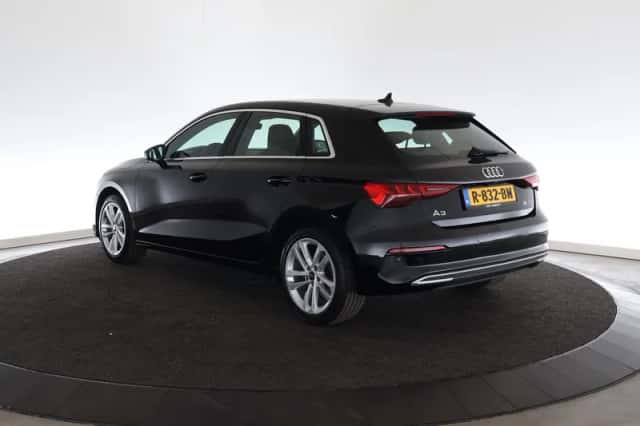 Audi A3 (2022) thumbnail 3