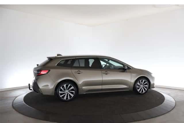Toyota Corolla (2021) thumbnail 4