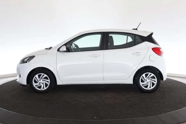 Hyundai i10 (2024) thumbnail 2