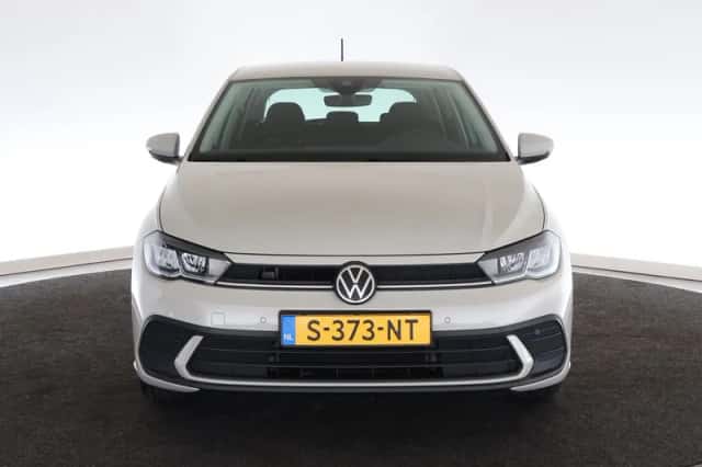 Volkswagen Polo (2023) thumbnail 6
