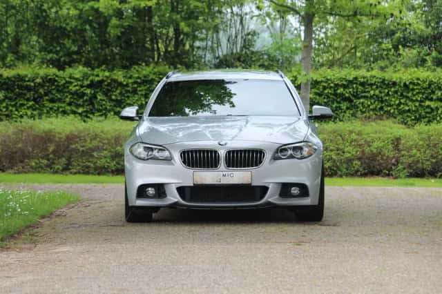 BMW 5-Serie (2015) thumbnail 1