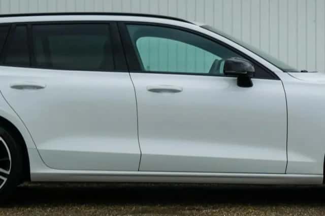 Volvo V60 (2020) thumbnail 5
