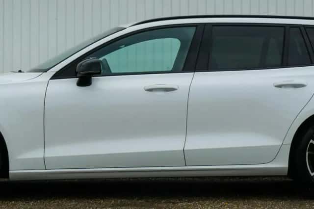 Volvo V60 (2020) thumbnail 6
