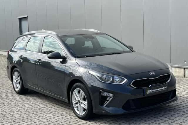 Kia Ceed (2021) thumbnail 5