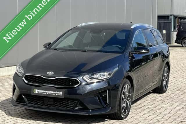 Kia Ceed (2021) thumbnail 2
