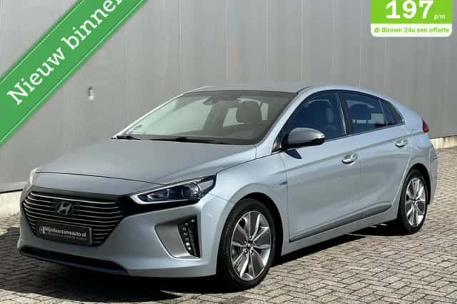 Hyundai Ioniq (2016) thumbnail 1