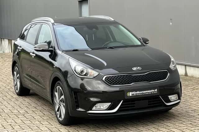 Kia Niro (2016) thumbnail 4