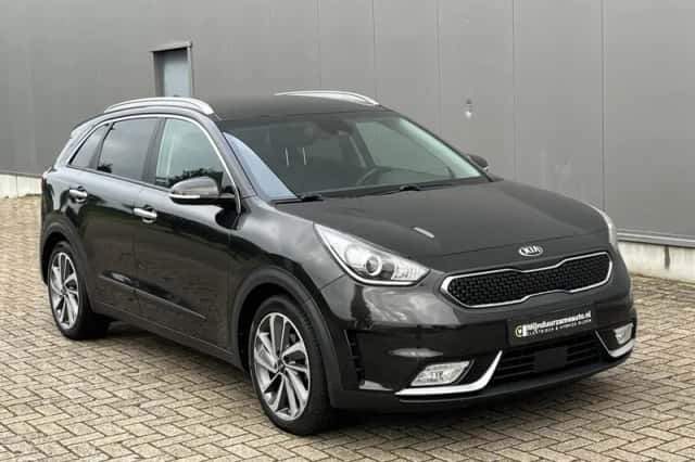 Kia Niro (2016) thumbnail 5
