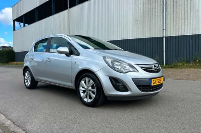 Opel Corsa (2014) thumbnail 1