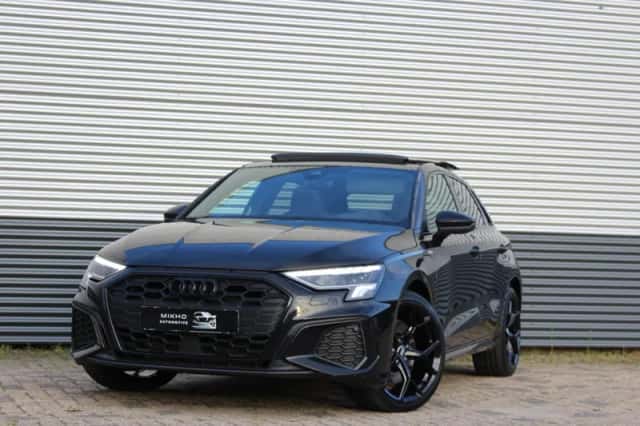 Audi A3 (2023) thumbnail 1