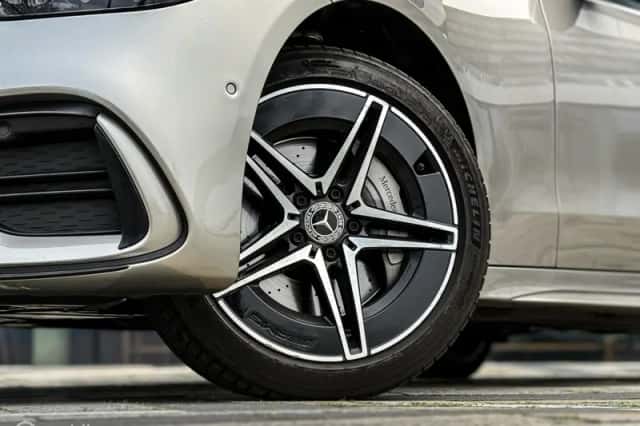 Mercedes-Benz C-Klasse (2023) thumbnail 5