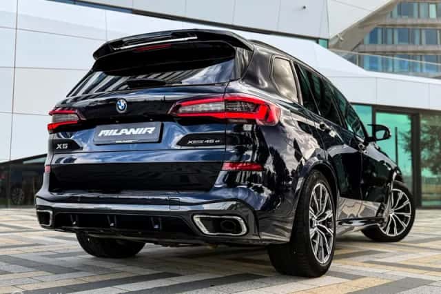 BMW X5 (2022) thumbnail 2
