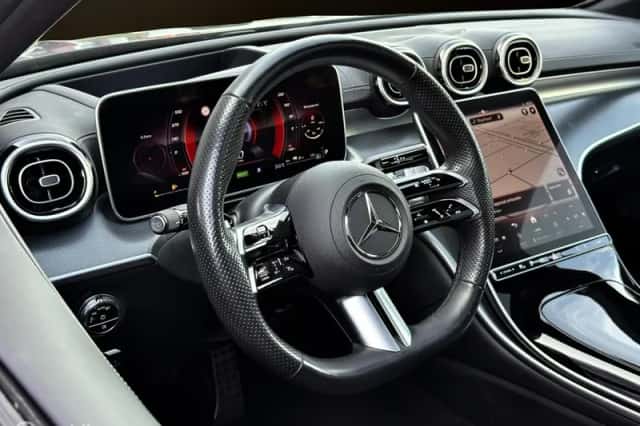Mercedes-Benz C-Klasse (2023) thumbnail 3