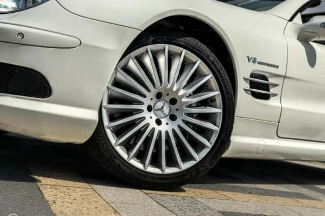 Mercedes-Benz SL-Klasse (2003) thumbnail 5