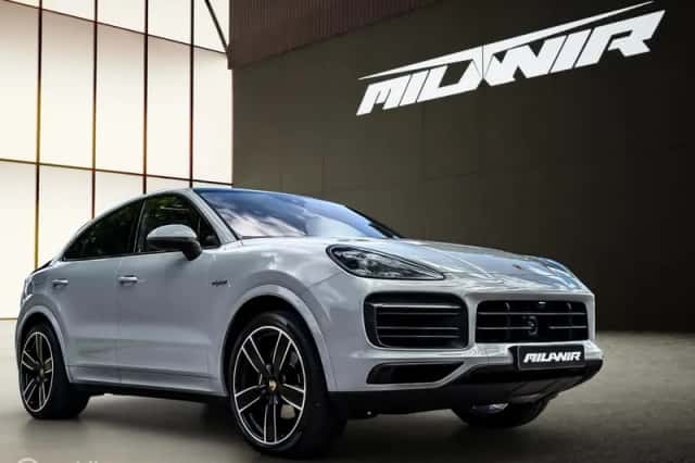Porsche Cayenne (2022) thumbnail 4