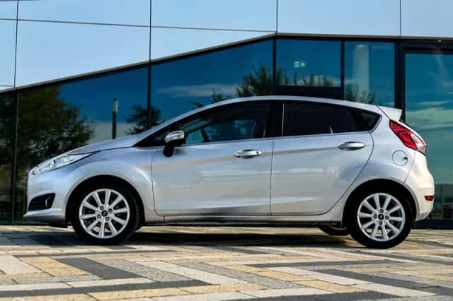 Ford Fiesta (2017) thumbnail 5