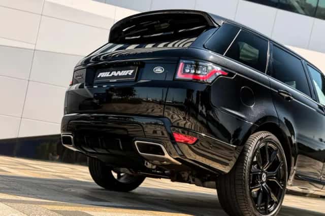 Land Rover Range Rover Sport (2019) thumbnail 3