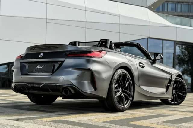 BMW Z4 (2023) thumbnail 2