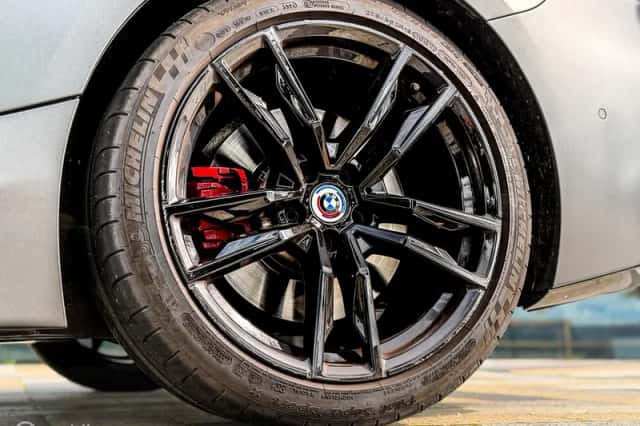 BMW Z4 (2023) thumbnail 4