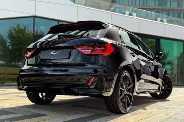 Audi A1 (2004) thumbnail 2
