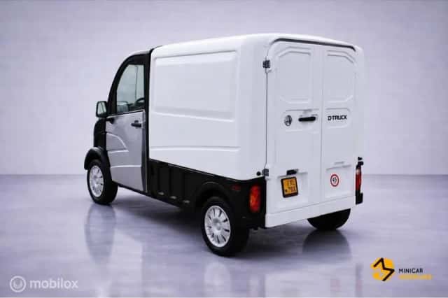 Aixam D-Truck (2023) thumbnail 2