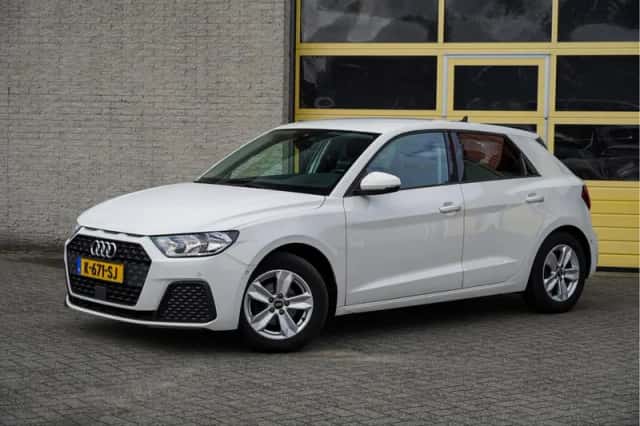 Audi A1 (2021) thumbnail 2