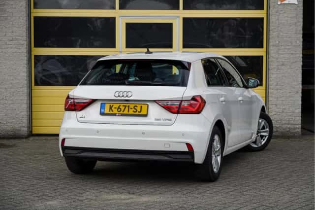 Audi A1 (2021) thumbnail 4