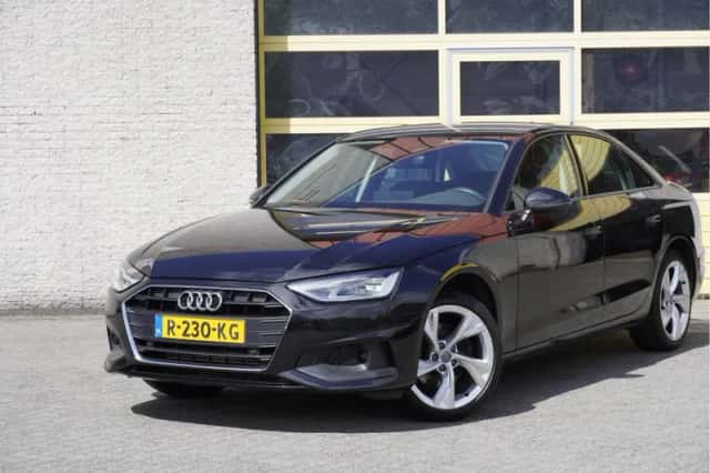 Audi A4 (2022) thumbnail 3