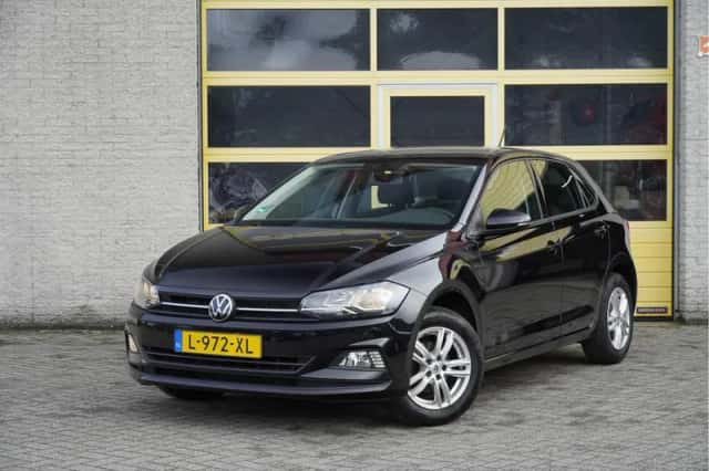 Volkswagen Polo (2021) thumbnail 1
