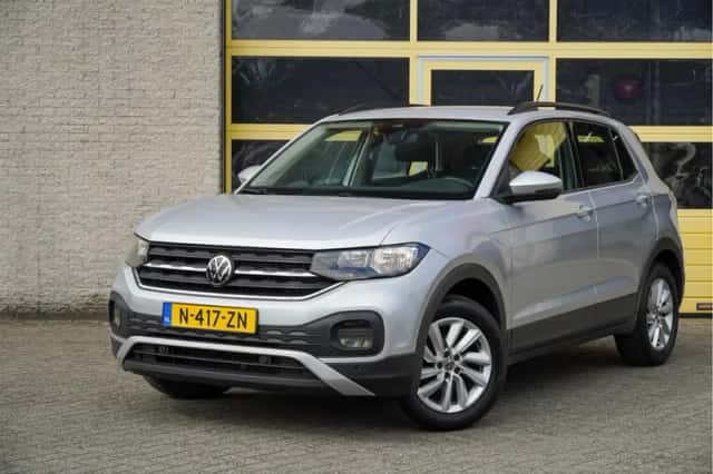 Volkswagen T-Cross (2021) thumbnail 3