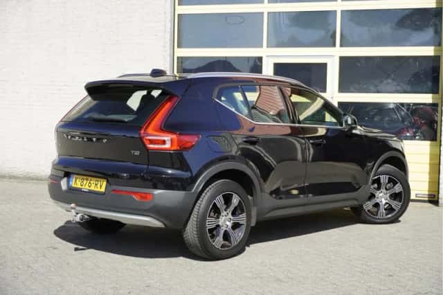 Volvo XC40 (2021) thumbnail 5