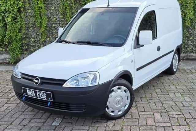 Opel Combo (2008) thumbnail 1